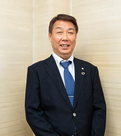 株式会社都市貨物　代表取締役　柴﨑 慎二